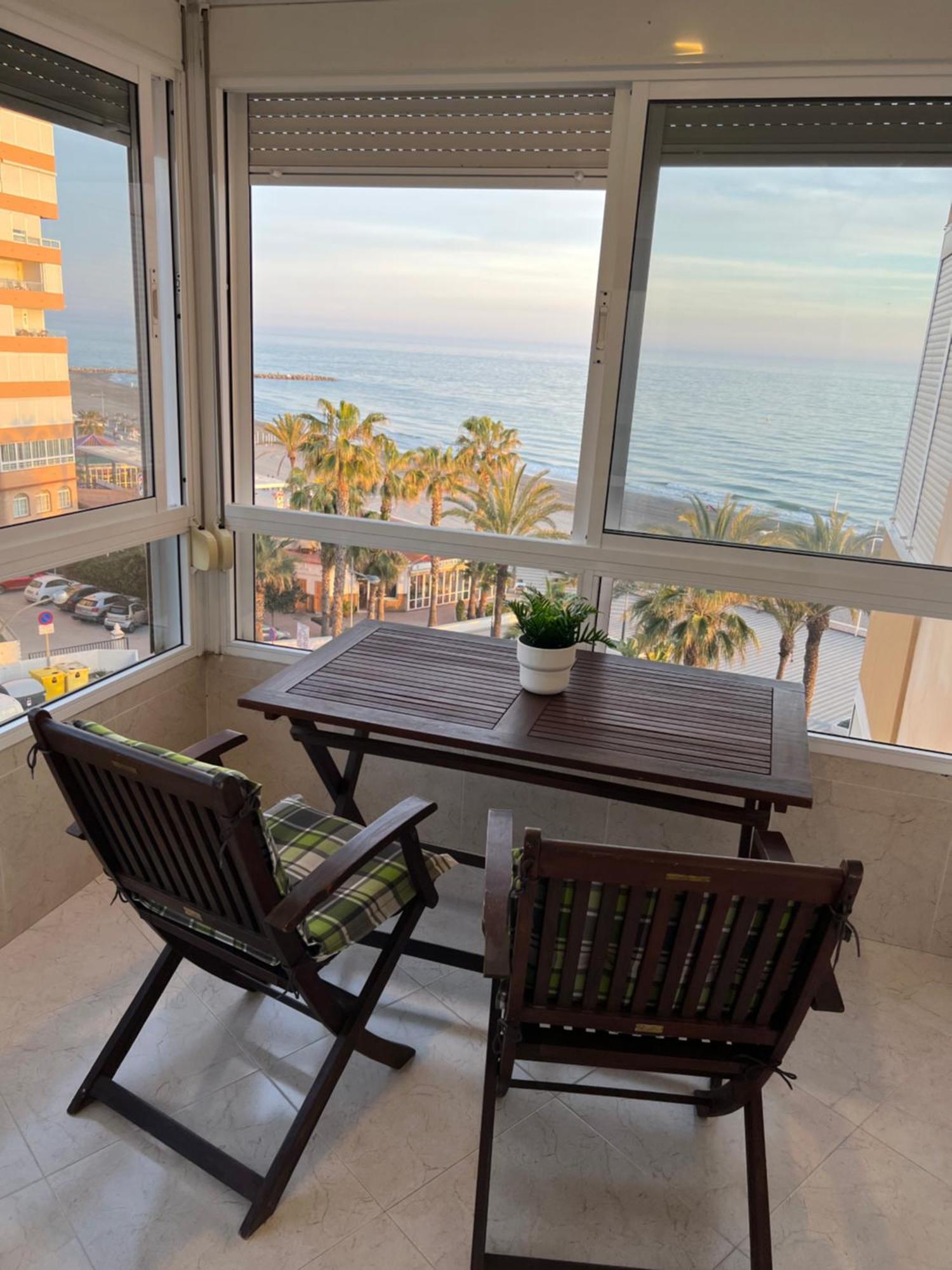 Estudio Mar En Calma, Primera Linea De Playa Con Vistas Al Mar Торрокс-Коста Экстерьер фото