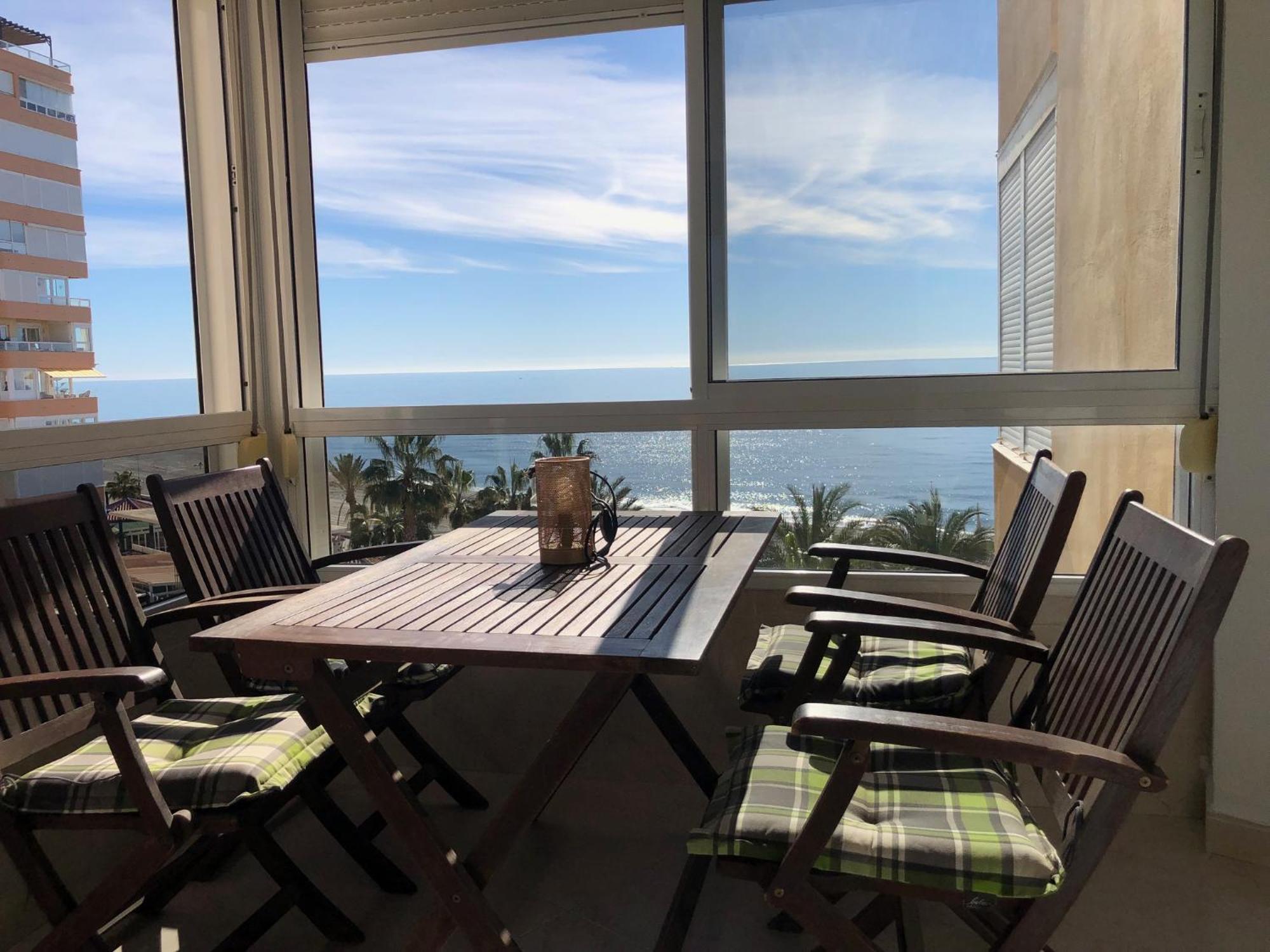 Estudio Mar En Calma, Primera Linea De Playa Con Vistas Al Mar Торрокс-Коста Экстерьер фото