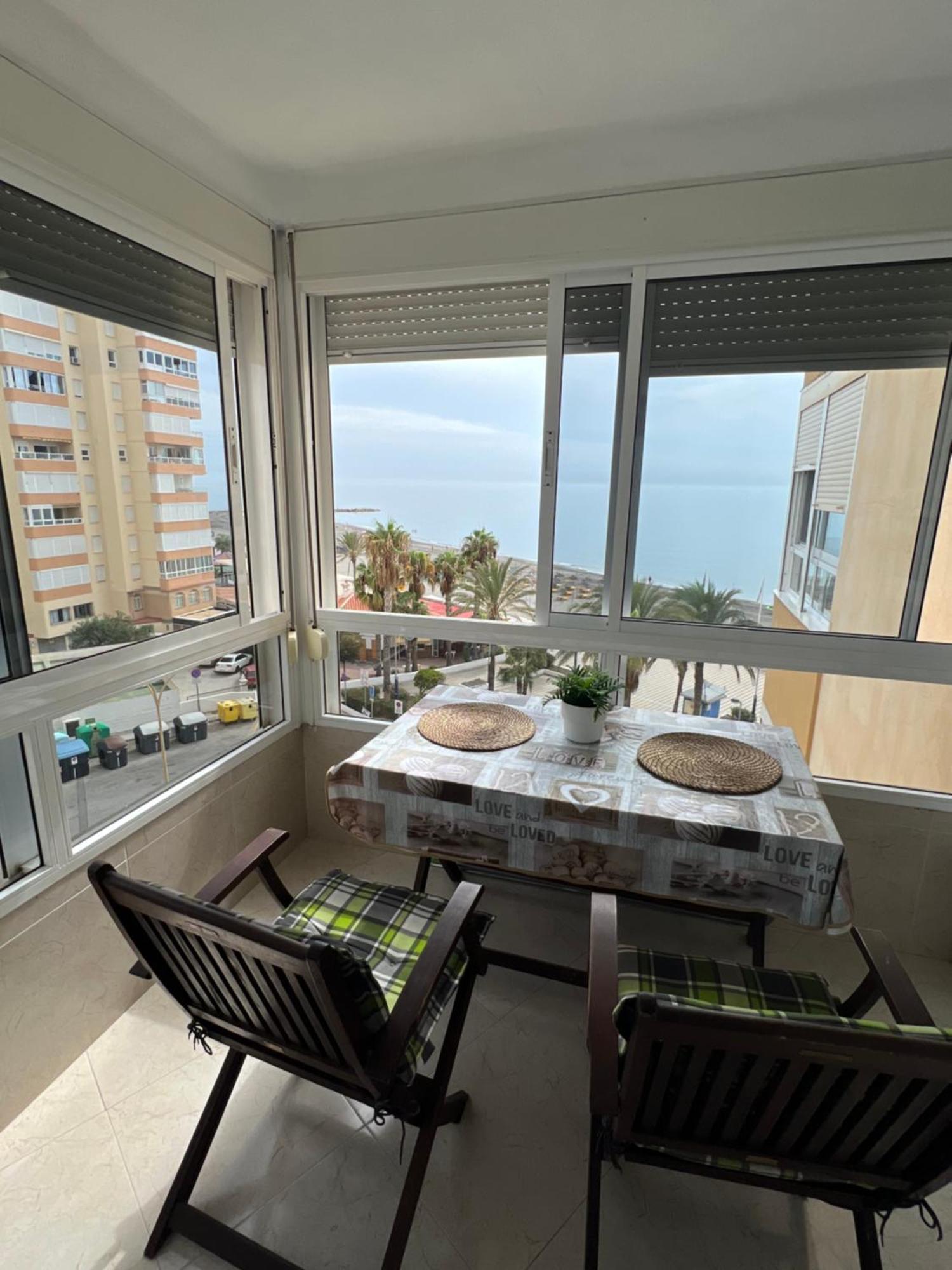 Estudio Mar En Calma, Primera Linea De Playa Con Vistas Al Mar Торрокс-Коста Экстерьер фото